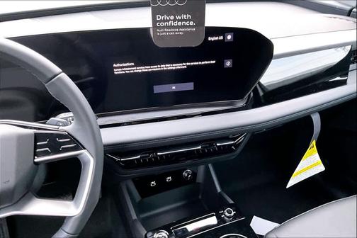 2025 Audi Q6 e-tron Premium quattro