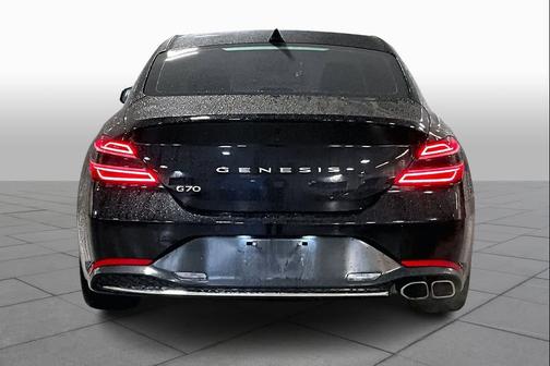 2022 Genesis G70 2.0T RWD