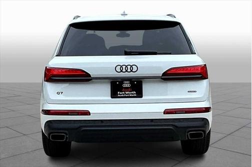 2025 Audi Q7 45 Premium