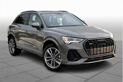 2025 Audi Q3 Premium 45 TFSI S line quattro Tiptronic