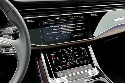 2025 Audi Q8 55 Premium Plus