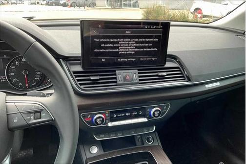 2024 Audi Q5 45 S line Premium
