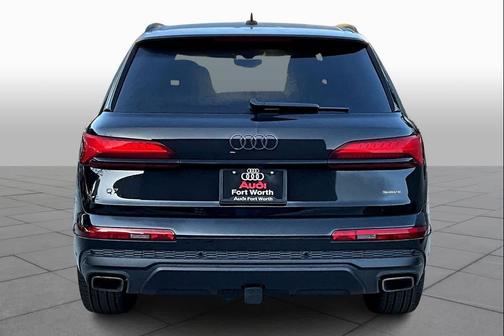 2026 Audi Q7 45 Premium