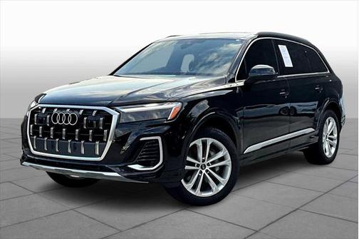 2025 Audi Q7 45 Premium