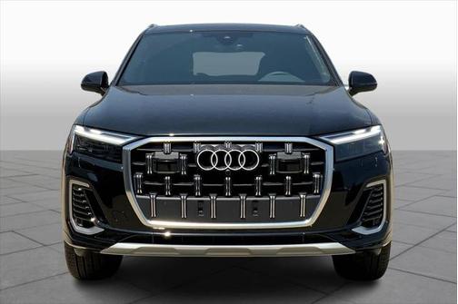 2025 Audi Q7 45 Premium