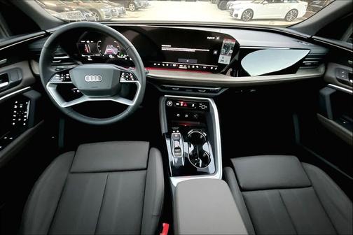 2025 Audi Q5 Premium Plus TFSI quattro S tronic