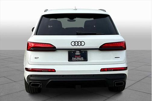 2025 Audi Q7 55 Premium Plus