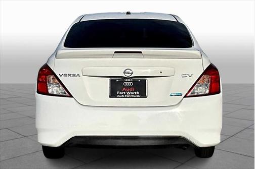2016 Nissan Versa 1.6 SV