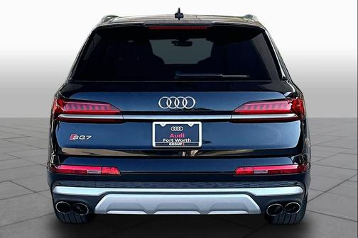 Mythos Black Metallic 2022 Audi SQ7 4.0T Prestige