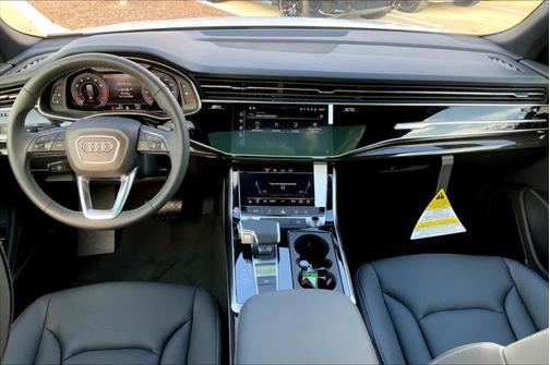 2025 Audi Q8 55 Premium Plus