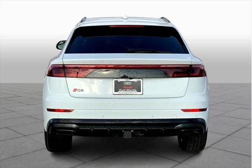2025 Audi Q8 55 Premium Plus