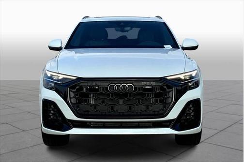 2025 Audi Q8 55 Premium Plus