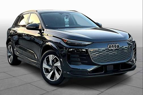 2025 Audi Q6 e-tron Premium Plus quattro