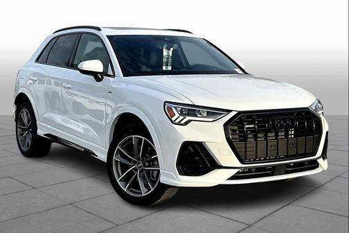 2025 Audi Q3 Premium 45 TFSI S line quattro Tiptronic