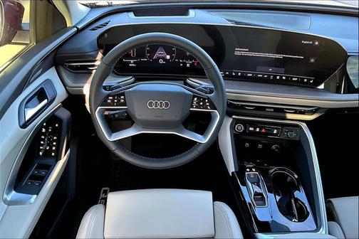 2025 Audi Q5 Premium Plus TFSI quattro S tronic