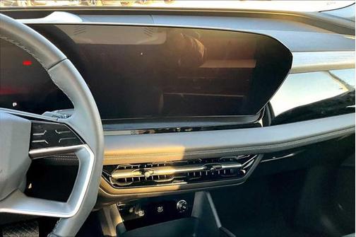 2025 Audi Q6 e-tron Premium Plus quattro