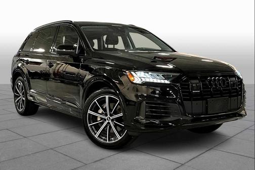 2023 Audi Q7 55 Premium Plus