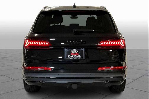 2023 Audi Q7 55 Premium Plus