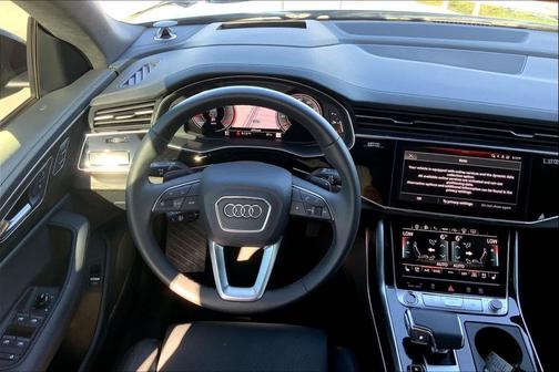 2023 Audi Q8 55 Prestige