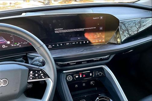 2025 Audi Q5 Premium Plus TFSI quattro S tronic