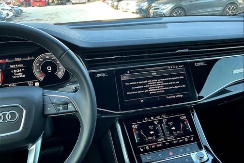 2025 Audi Q8 55 Premium Plus