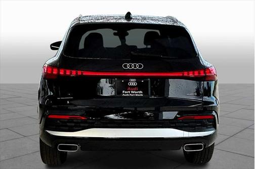 2025 Audi Q5 Premium