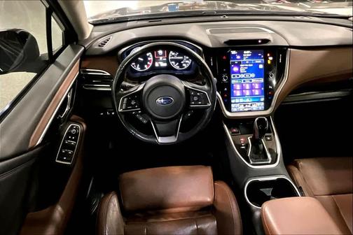 2022 Subaru Outback Touring XT