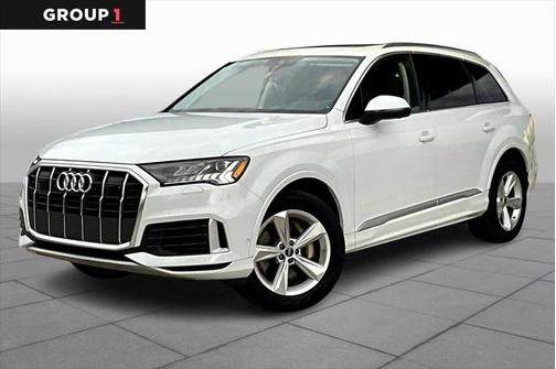 2024 Audi Q7 45 Premium Plus