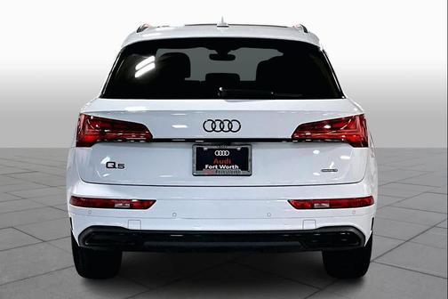 2024 Audi Q5 40 Premium Plus