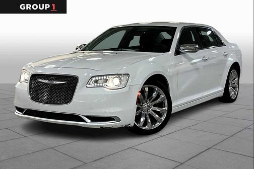 2019 Chrysler 300 Touring