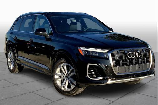 2025 Audi Q7 55 Premium Plus