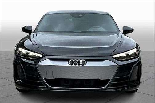 2022 Audi e-tron GT Premium Plus
