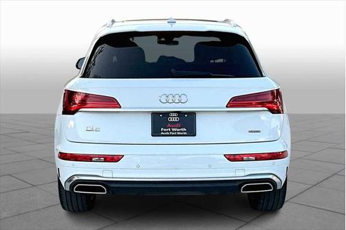2022 Audi Q5 45 S line Premium Plus
