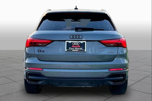 Chronos Gray Metallic 2025 Audi Q3 Premium 45 TFSI S line quattro Tiptronic
