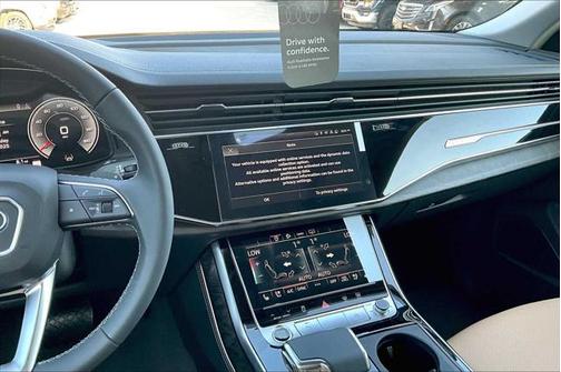 2025 Audi Q8 55 Premium Plus