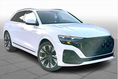 2025 Audi Q8 55 Premium Plus