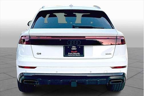 2025 Audi Q8 55 Premium Plus