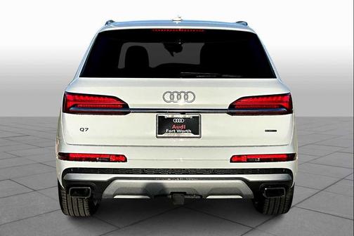 2025 Audi Q7 55 Premium Plus