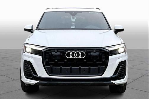 2026 Audi Q7 55 Premium Plus