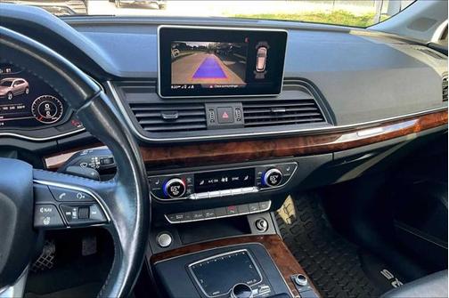 2018 Audi Q5 2.0T Premium Plus