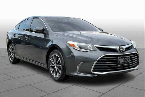 2017 Toyota Avalon XLE