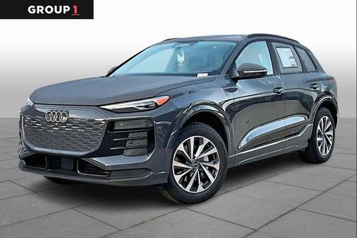 2025 Audi Q6 e-tron Premium quattro