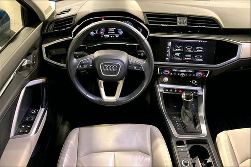 2020 Audi Q3 45 S line Premium