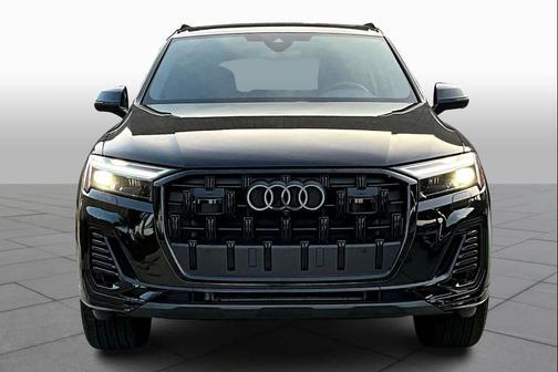 2025 Audi Q7 45 Premium