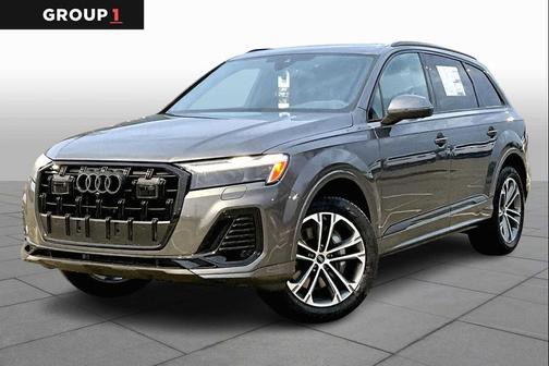 2026 Audi Q7 45 Premium