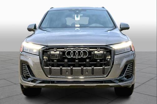 2026 Audi Q7 45 Premium