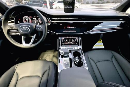 2026 Audi Q7 45 Premium