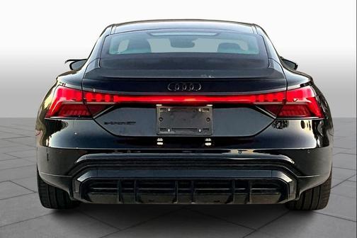 2023 Audi e-tron GT Prestige quattro