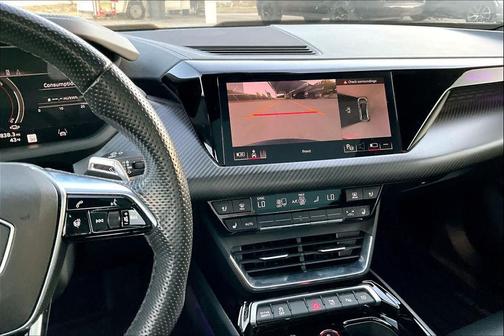 2023 Audi e-tron GT Prestige quattro