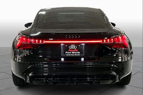 2024 Audi e-tron GT Premium Plus quattro